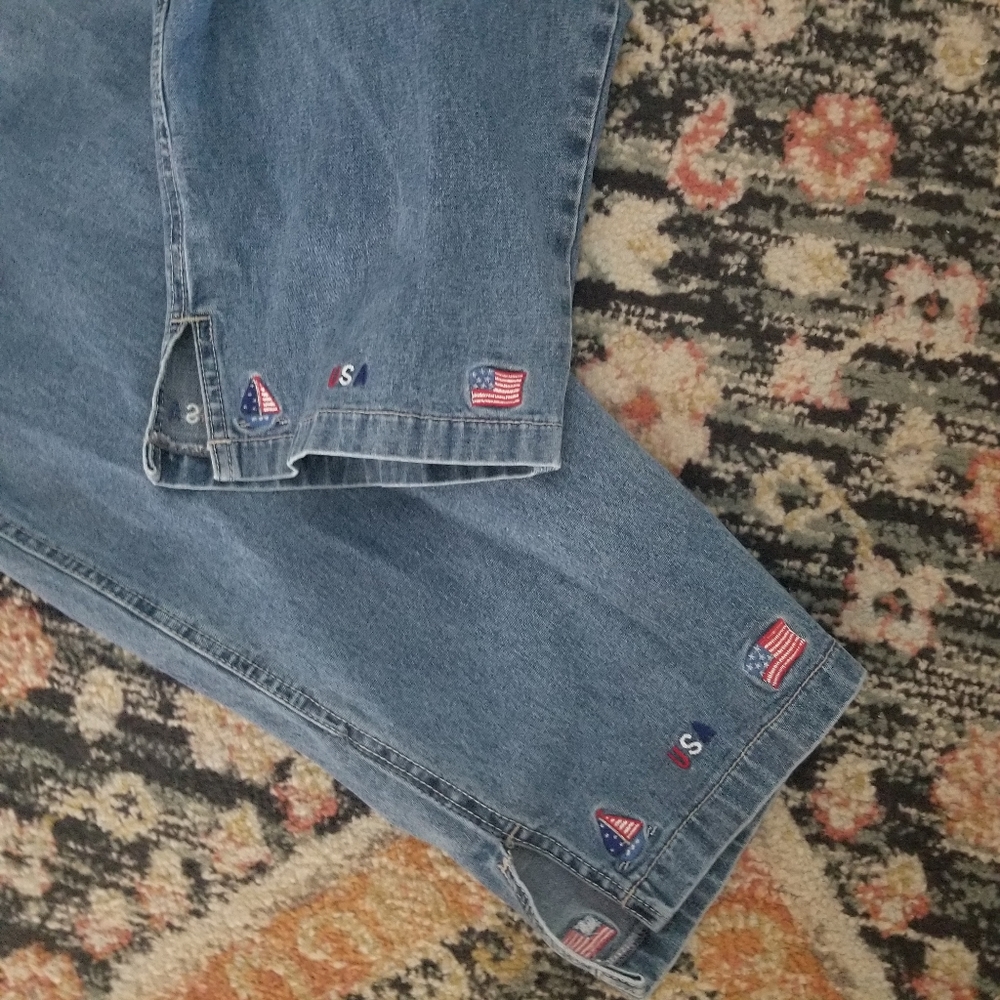 qvc quacker factory Americana embroidered crop jean